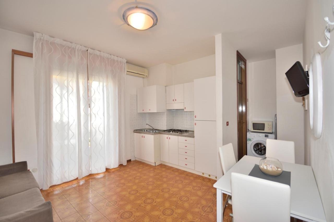 Residence Ranieri Бибионе Экстерьер фото